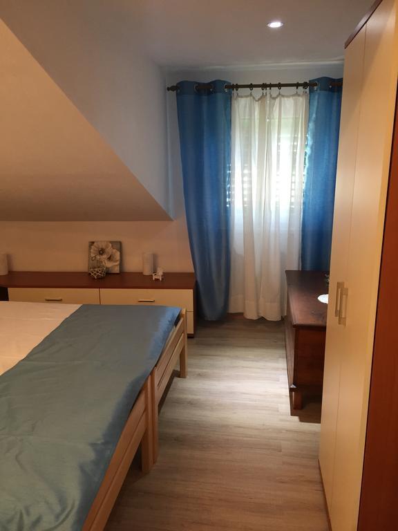Apartment Retro III Koper Luaran gambar