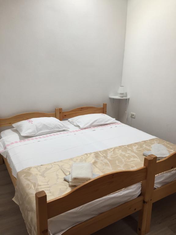 Apartment Retro III Koper Luaran gambar